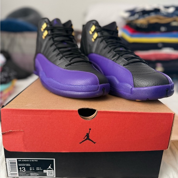 Jordan Retro 12 Black and Purple Men’s size 13 main image 4